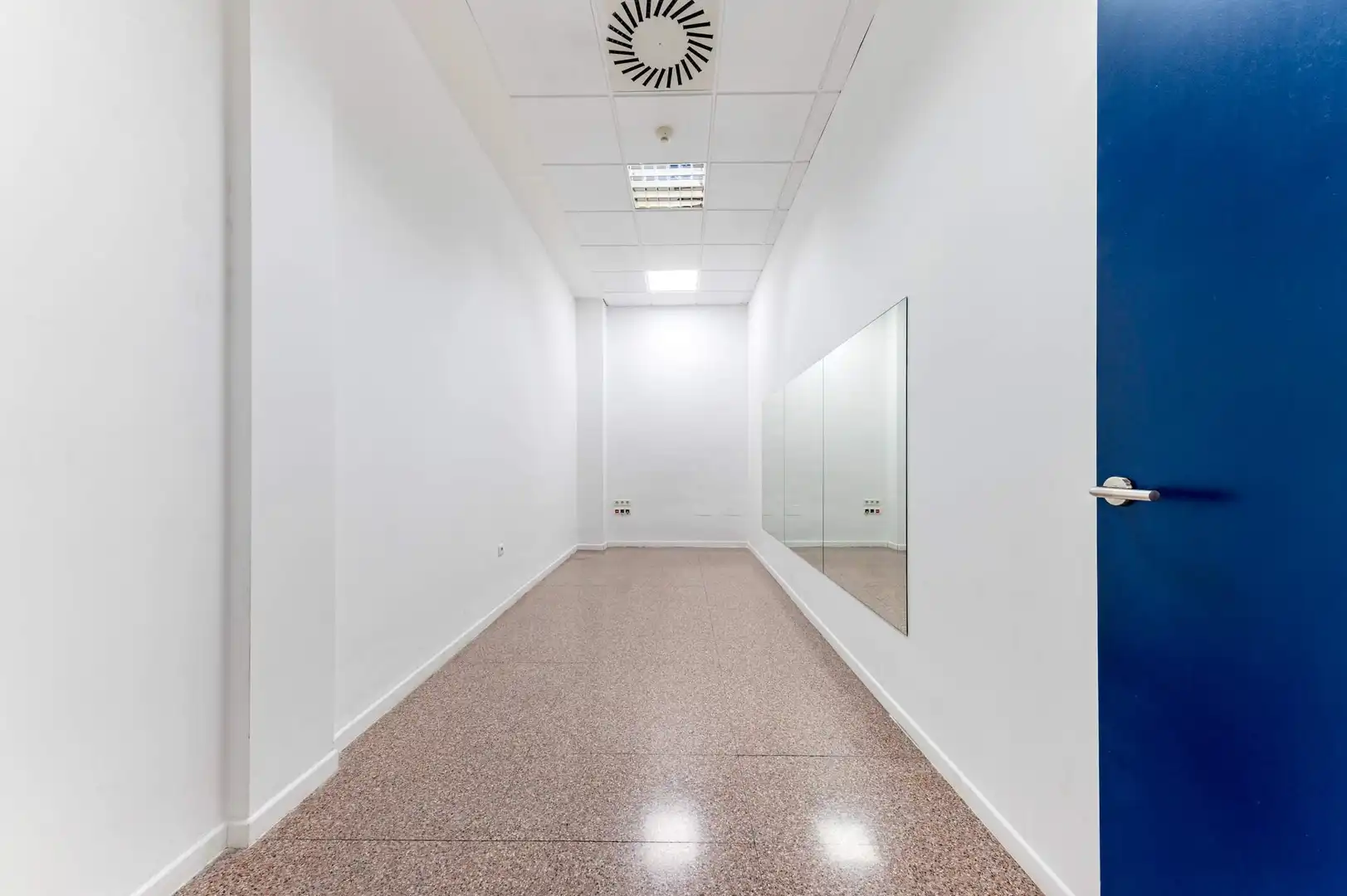 Gewerbefläche zum Verkauf in Calle de Roselló 17, imagen 15