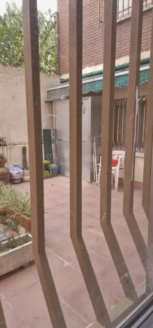 Jardín de Piso en venta en El Tiemblo  con Aire acondicionado, Calefacción y Amueblado