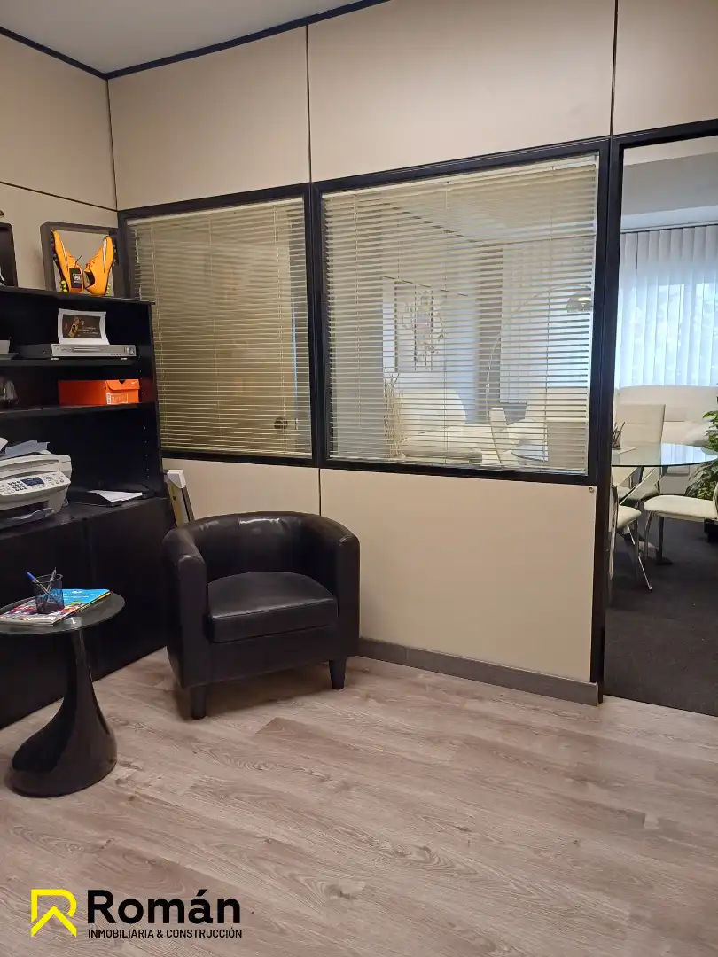 Office for rent in  Pamplona / Iruña  with Heating and Furnished