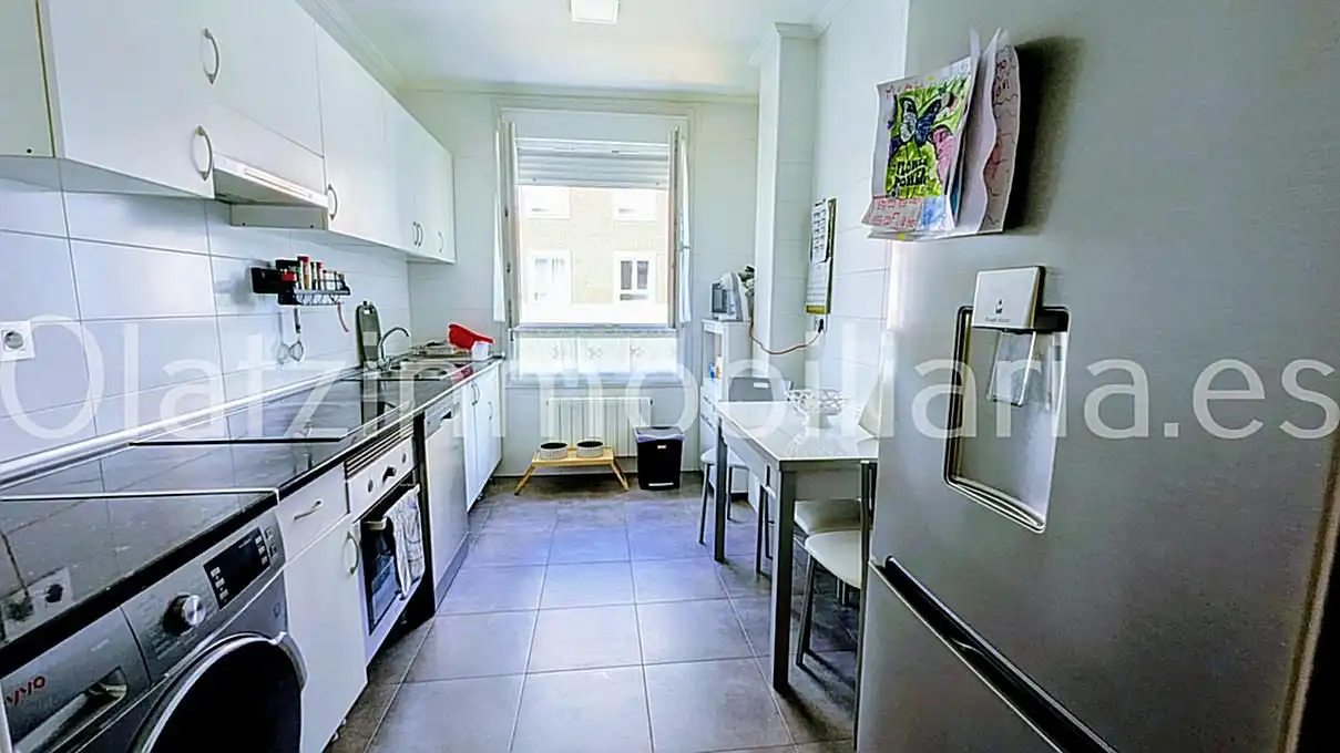 Kitchen of Flat for sale in Amorebieta-Etxano  with Heating, Balcony and Community pool