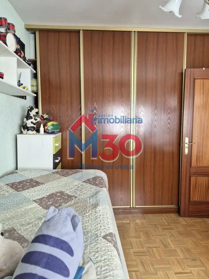 Habitación de Piso en venta en Miranda de Ebro con Calefacción, Parquet y Terraza