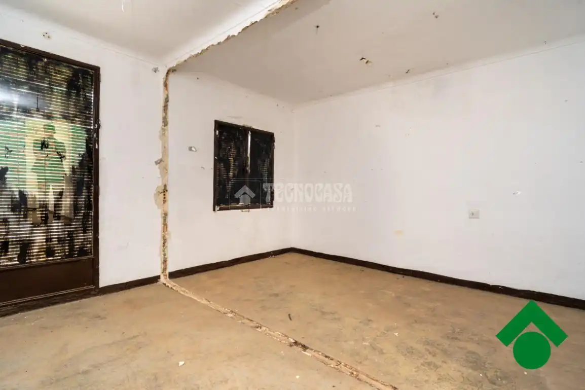 Casa adosada en venta en Íllora