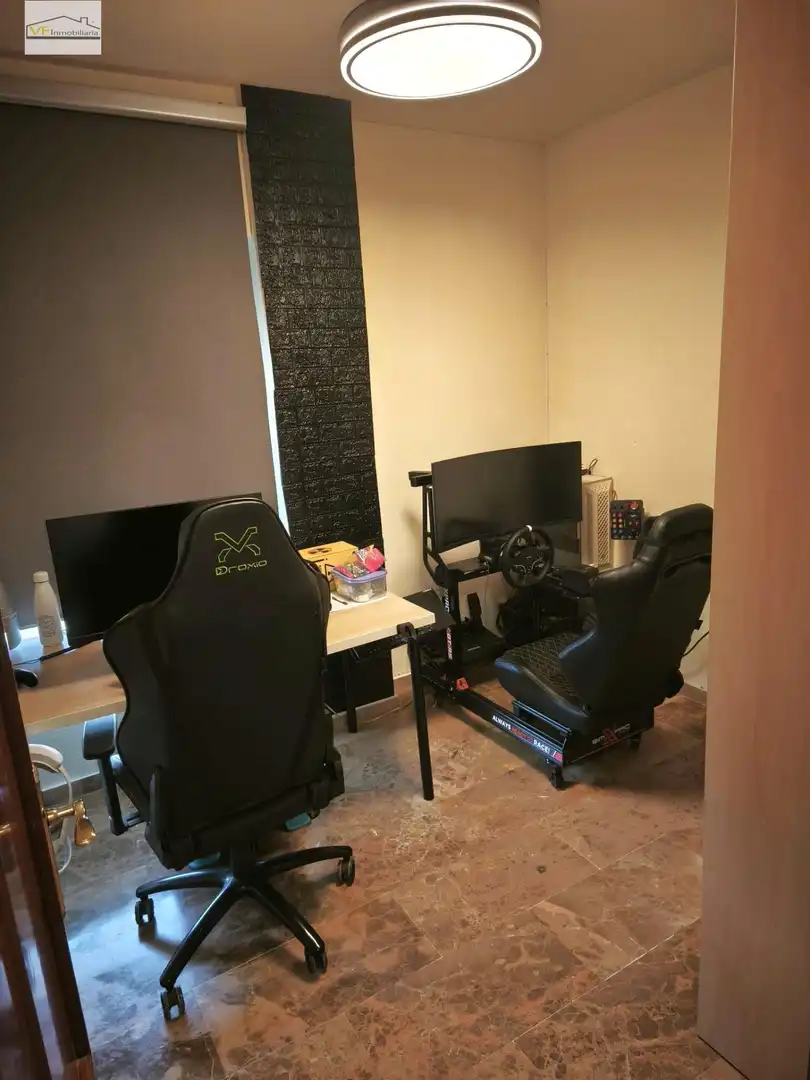 Piso en venta en Málaga con Aire acondicionado, Terraza y Piscina comunitaria
