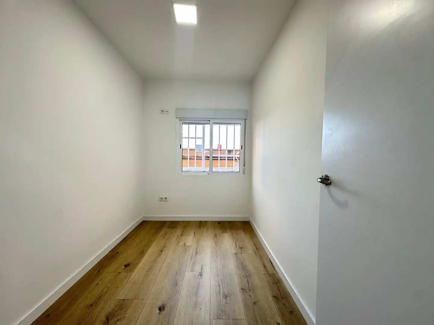 Habitación de Apartamento en venta en Barcelona con Alarma