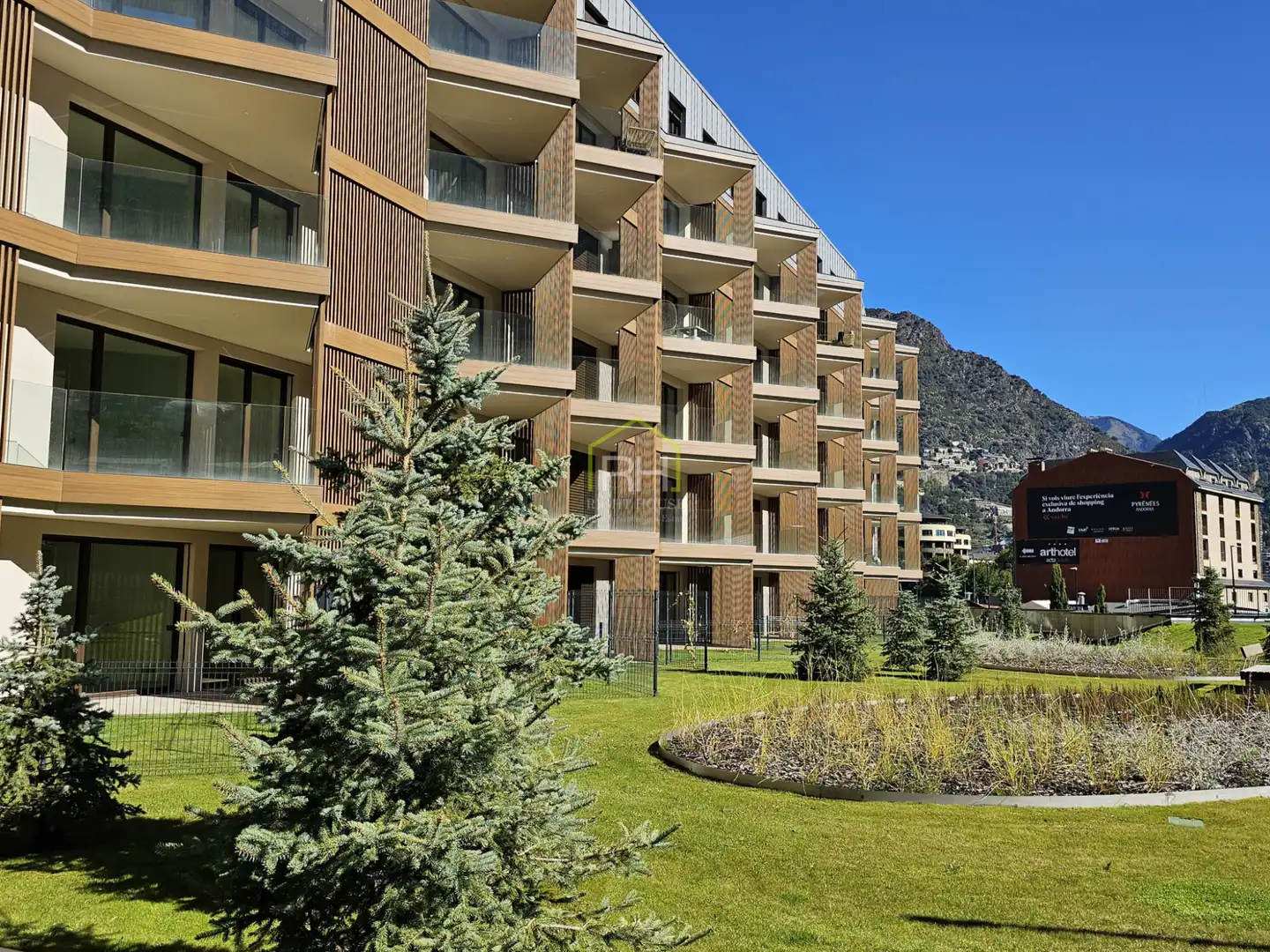 Exterior view of Flat for sale in Andorra la Vella  with Heating, Private garden and Parquet flooring