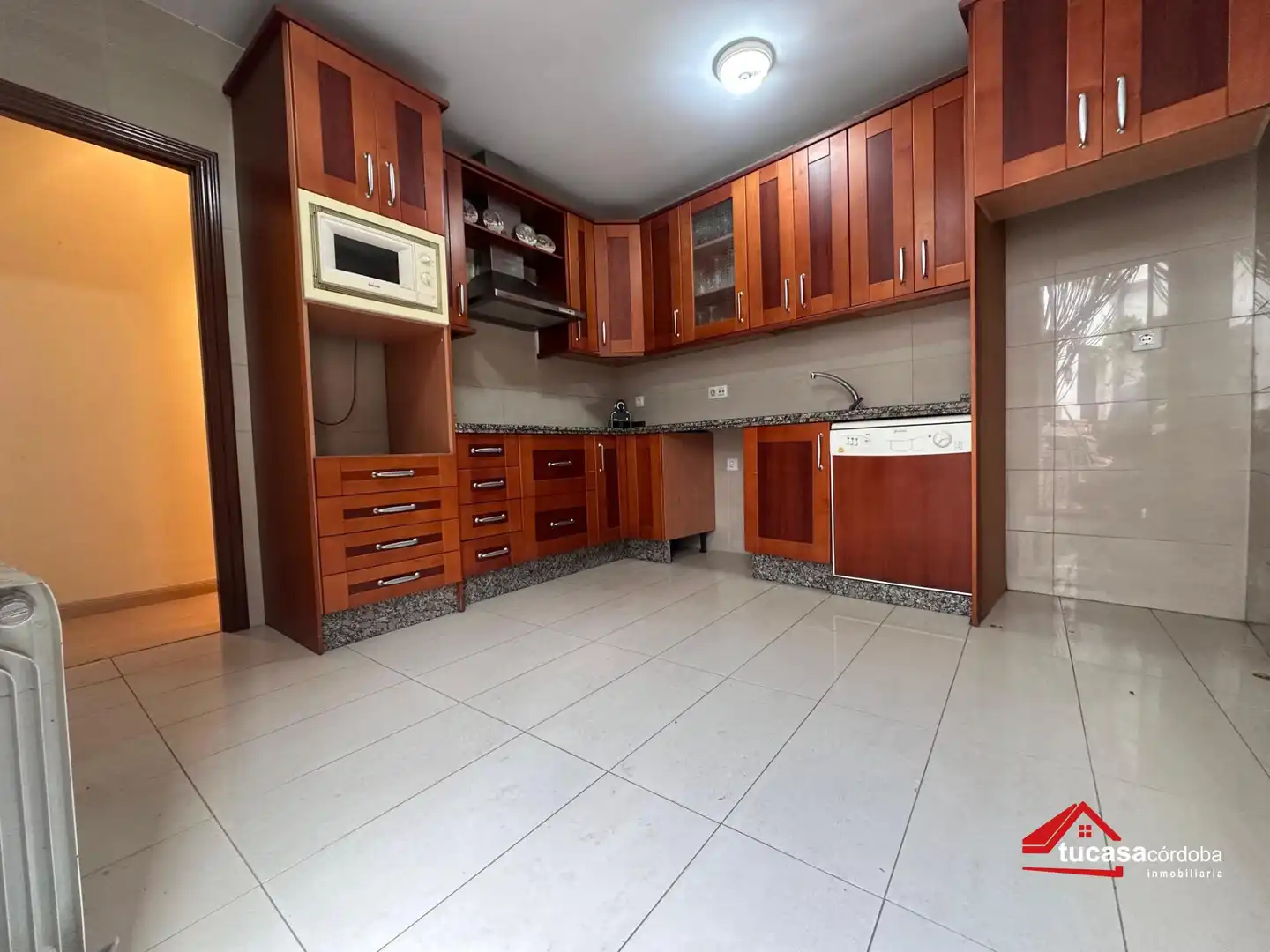 Cocina de Planta baja en venta en Córdoba con Parquet y Terraza