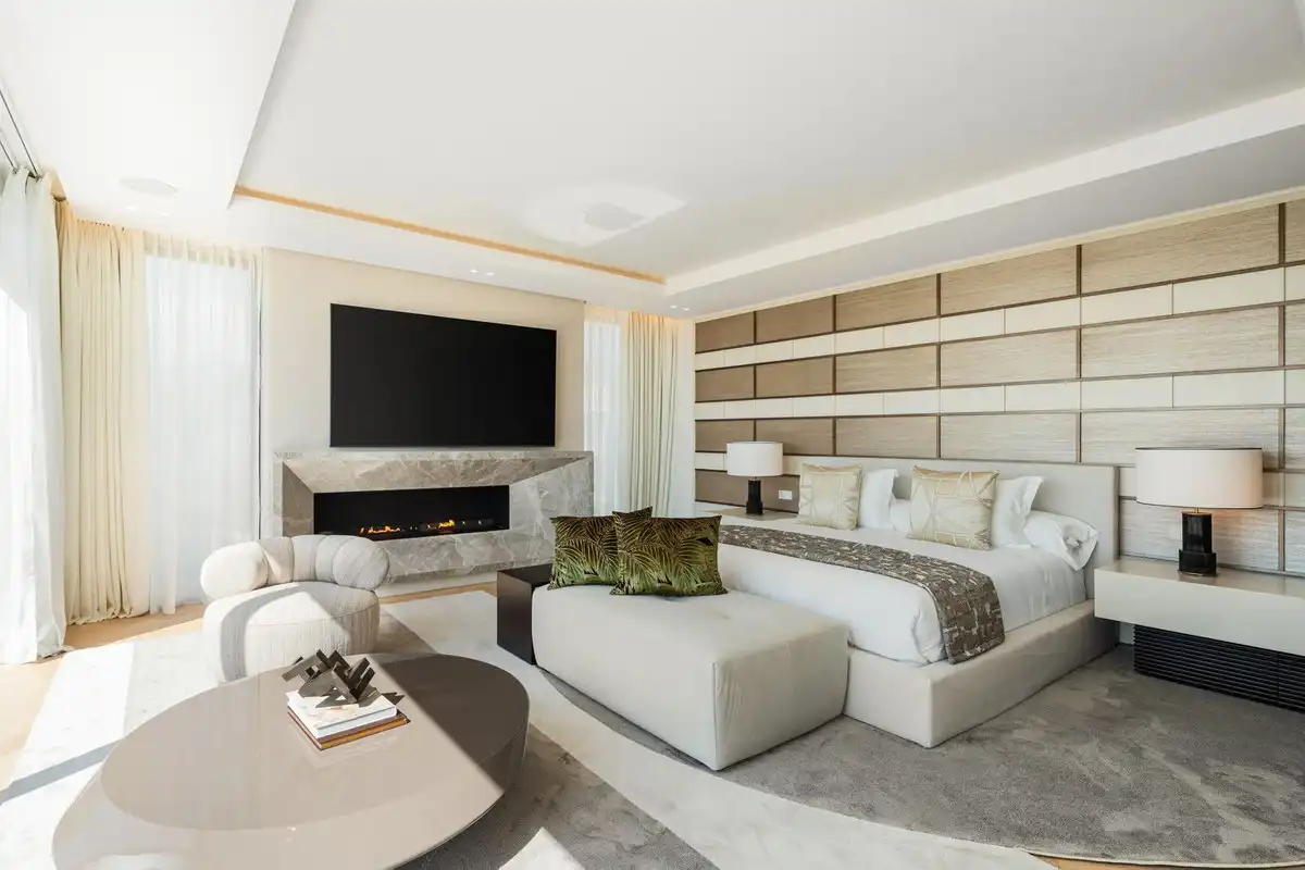 Sala d'estar de Casa o xalet en venda en Marbella amb Aire condicionat, Jardí privat i Terrassa