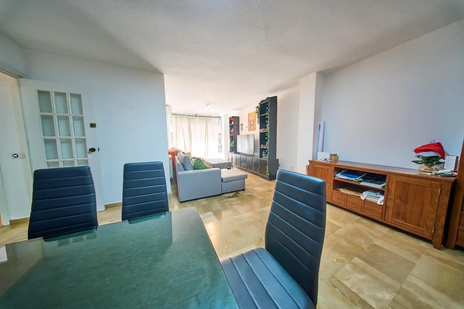 Living room of Flat for rent in Granada  with Heating, Terrace and Storage room