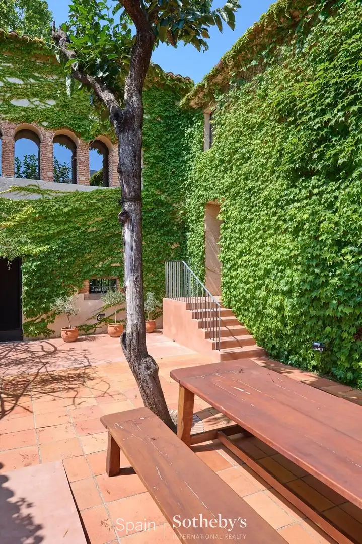 Terrassa de Casa o xalet en venda en Alella amb Aire condicionat, Calefacció i Jardí privat