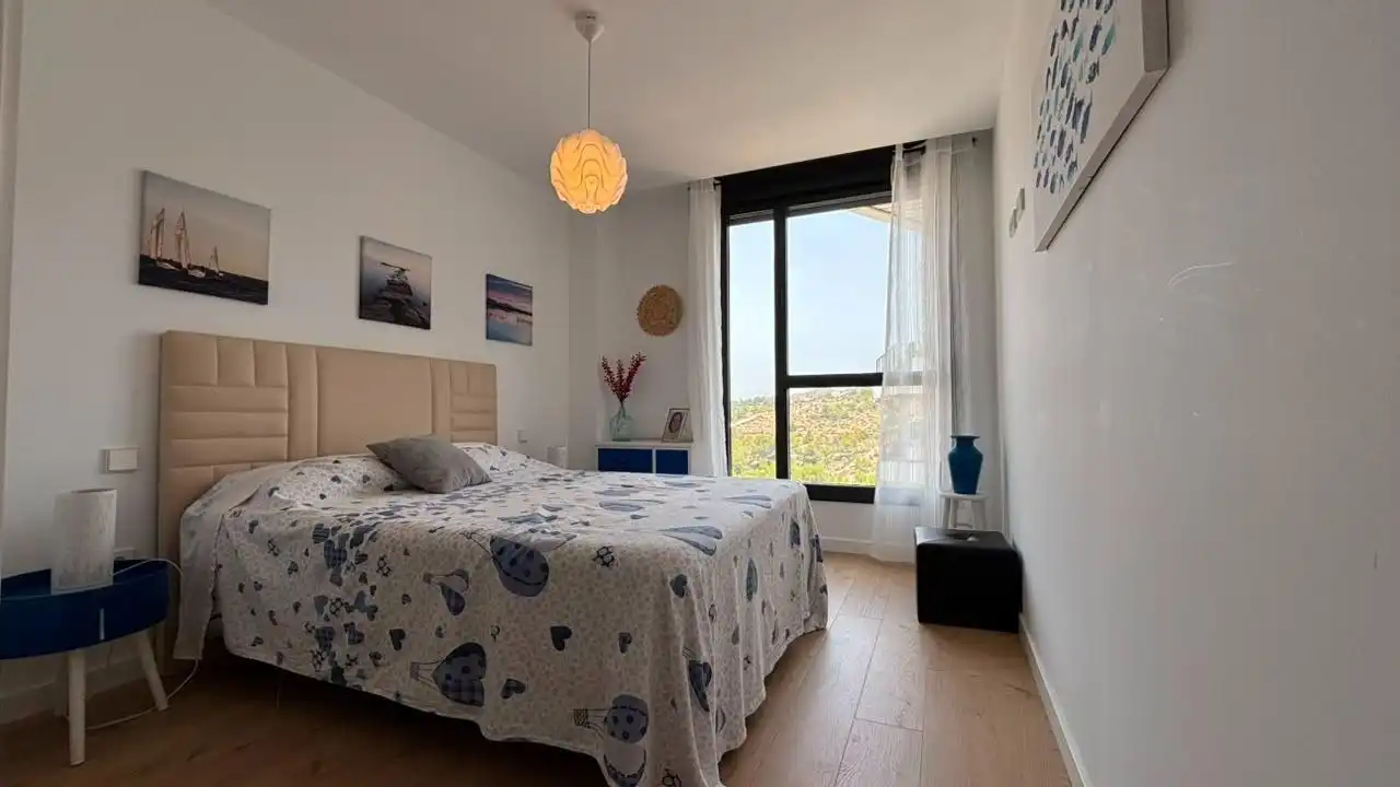 Schlafzimmer von Dachboden zur Miete in Villajoyosa / La Vila Joiosa mit Klimaanlage, Terrasse und Möbliert