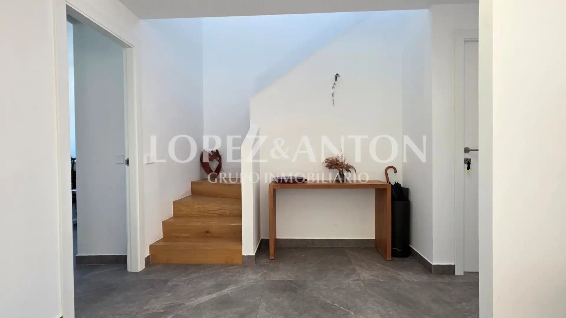 Houses for sale in L'Eliana  with Air Conditioner, Heating and Private garden