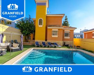 Vista exterior de Dúplex en venda en Orihuela amb Aire condicionat, Jardí privat i Terrassa