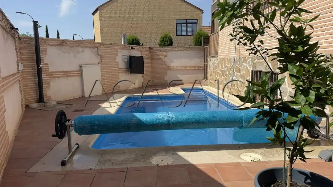 Casa con piscina en venta en Parque Manuel de Vega - Carretera de Ugena, imagen 2