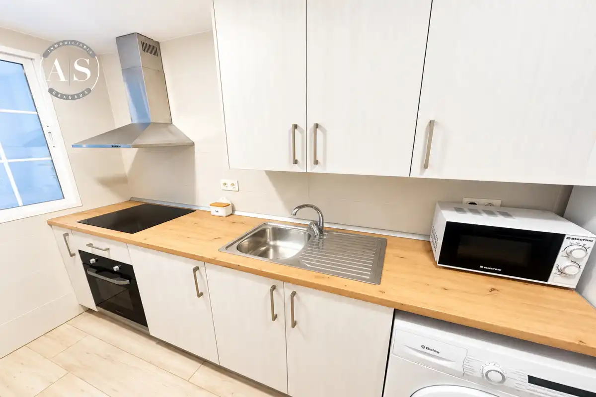 Kitchen of Flat for rent in Ronda