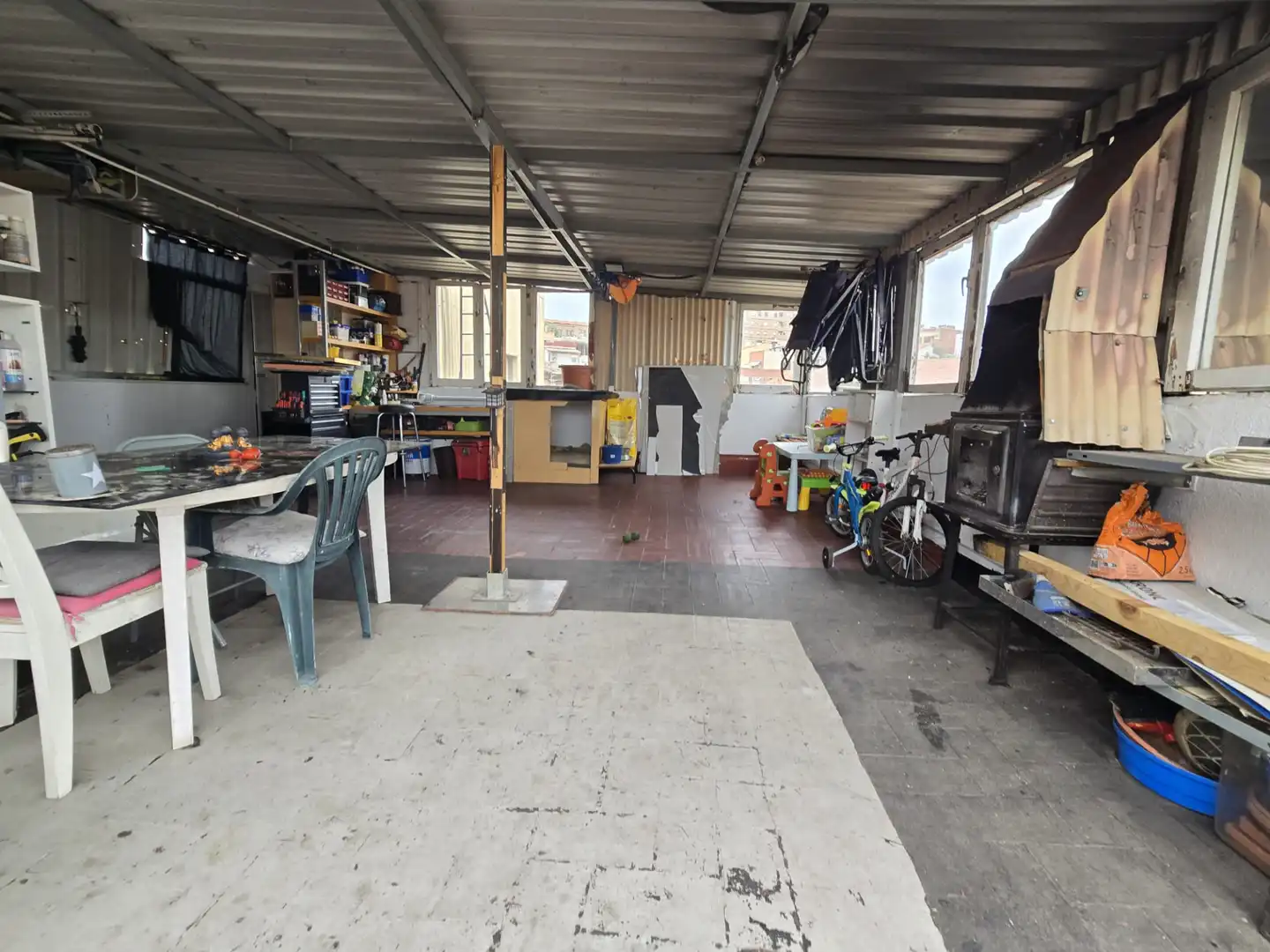 Dachboden zum Verkauf in Sabadell mit Terrasse und Balkon