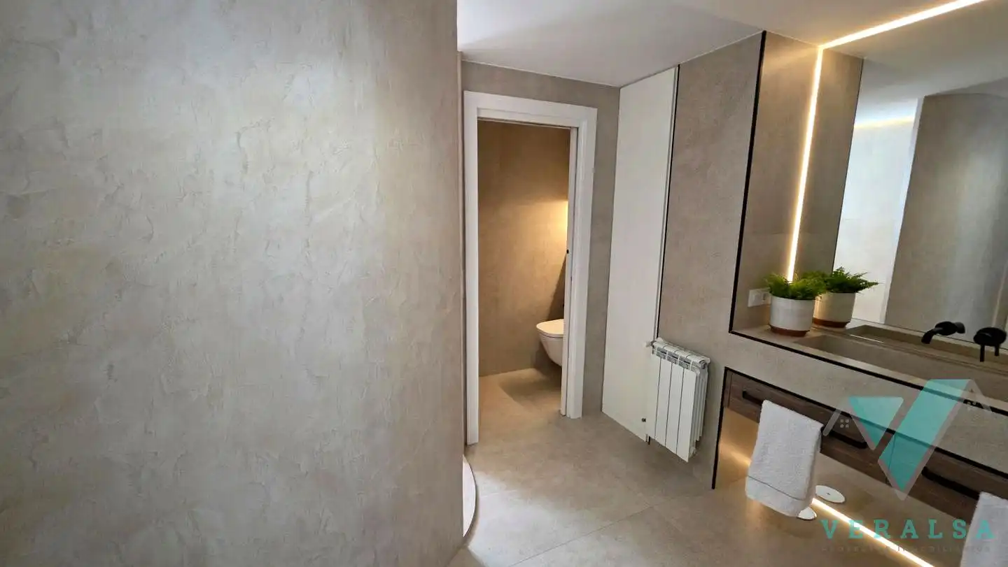Baño de Piso en venta en Madrid con Aire acondicionado, Calefacción y Terraza