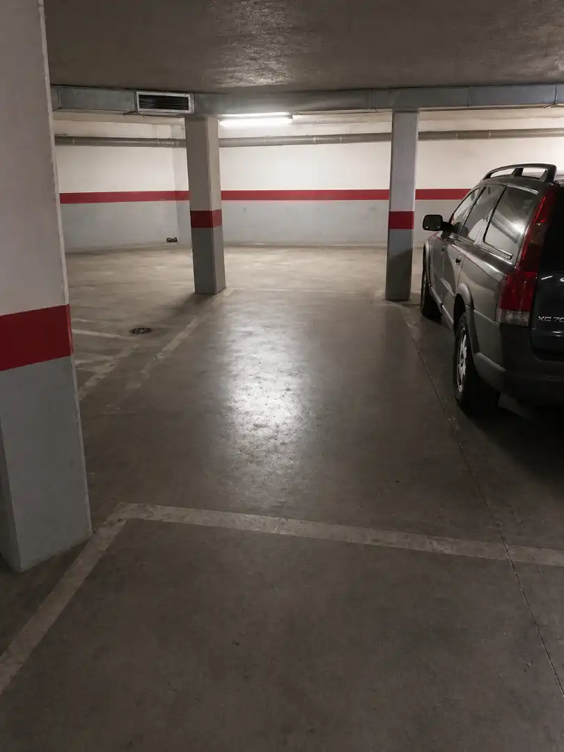 Parking of Garage for rent in Madrid