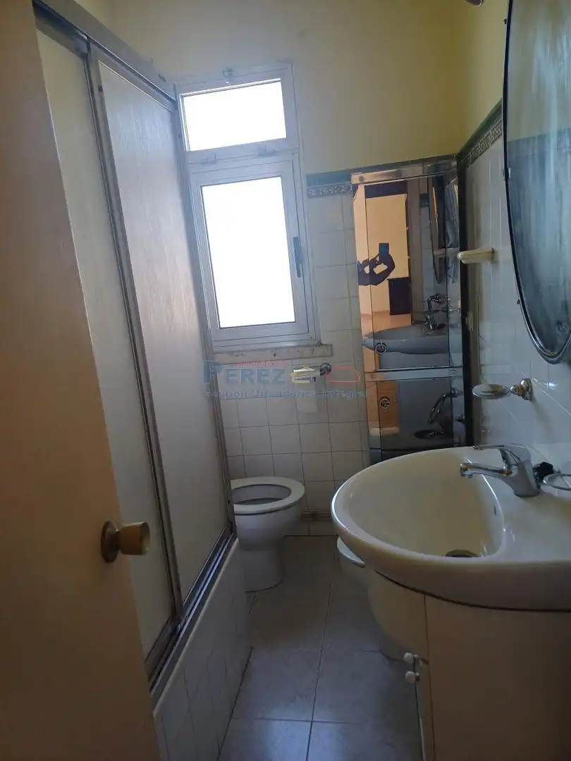 Baño de Piso en venta en Ferrol con Calefacción