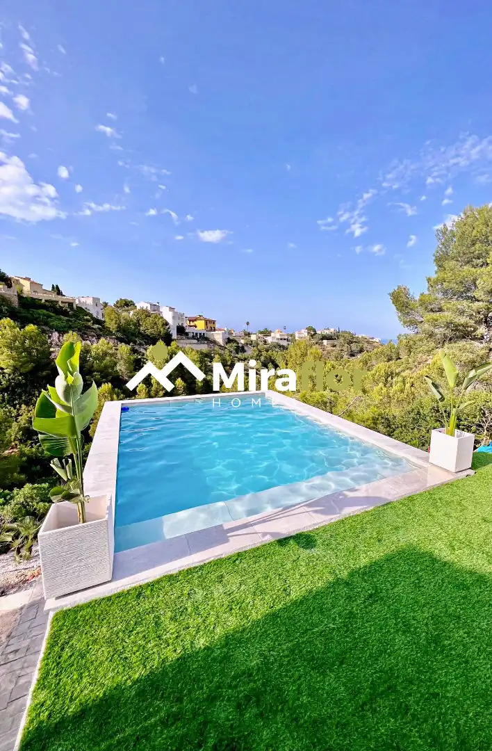 Vista exterior de Casa o chalet en venta en Dénia con Aire acondicionado, Jardín privado y Terraza
