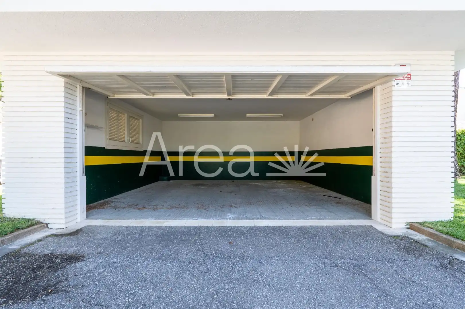 Parking of Houses for rent in Sant Andreu de Llavaneres  with Air Conditioner, Heating and Private garden