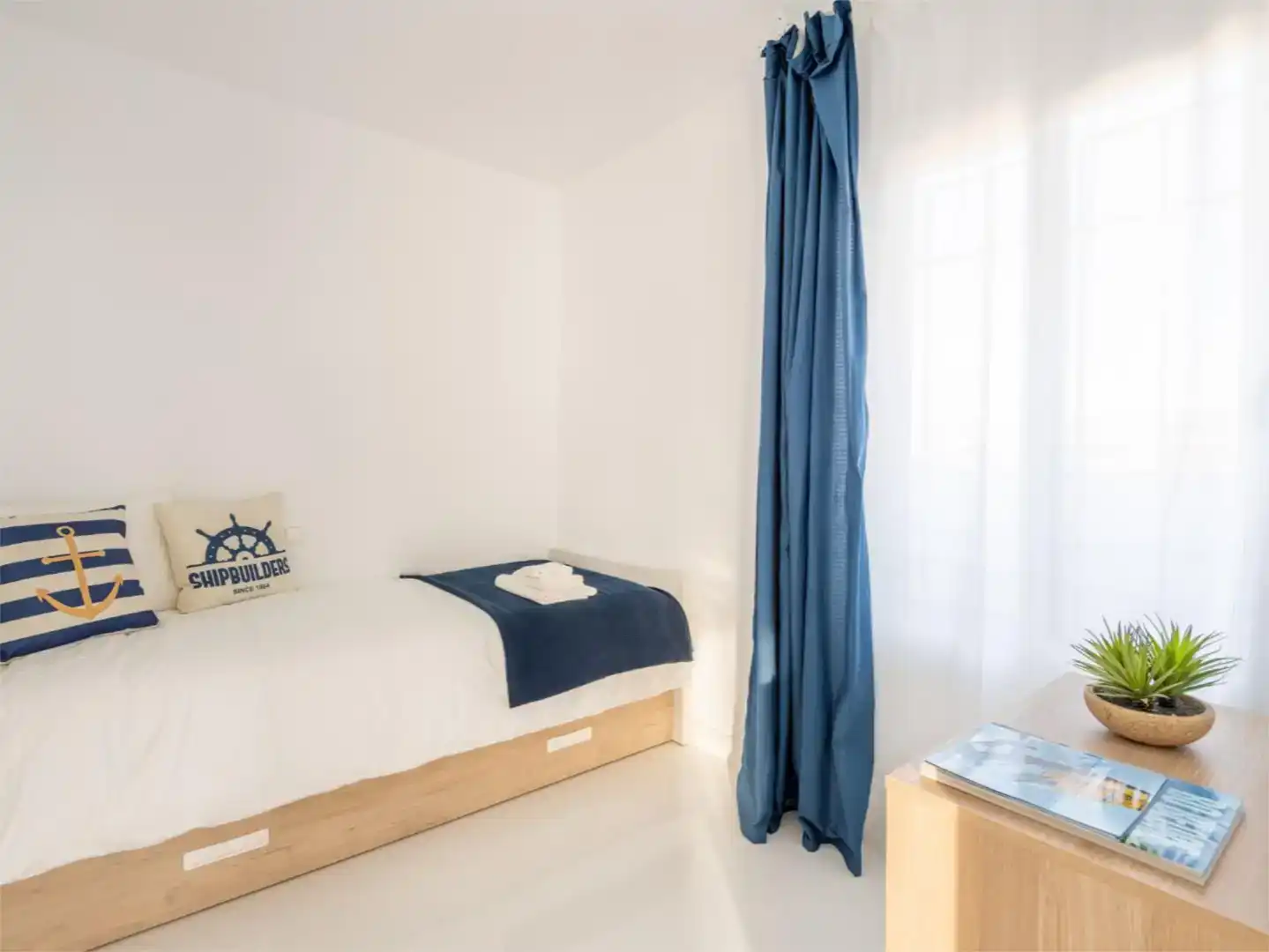 Bedroom of Commercial properties for sale in Santa Pola  with Air Conditioner