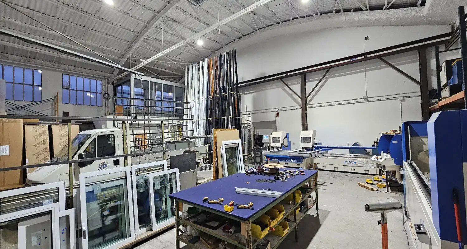 Industrial building to rent in Carrer Pompeu Fabra, imagen 3