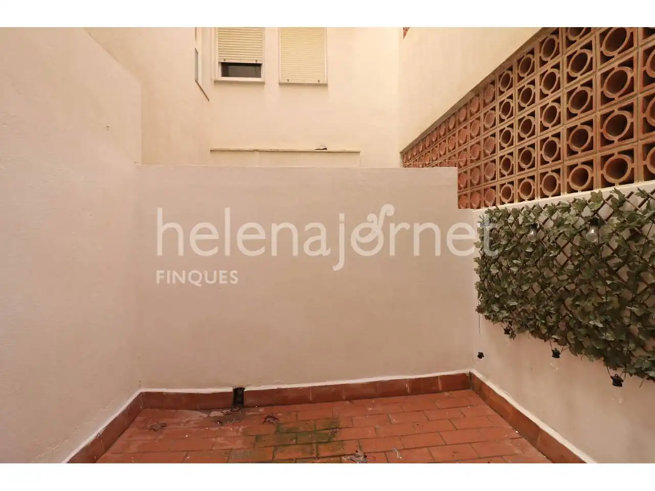 Piso en venta en Sant Feliu de Guíxols con Aire acondicionado, Calefacción y Alarma