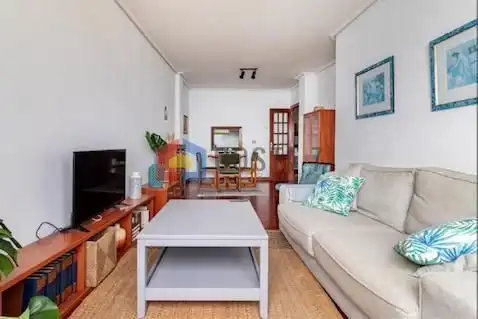 Sala d'estar de Pis en venda en Arnuero amb Terrassa i Moblat