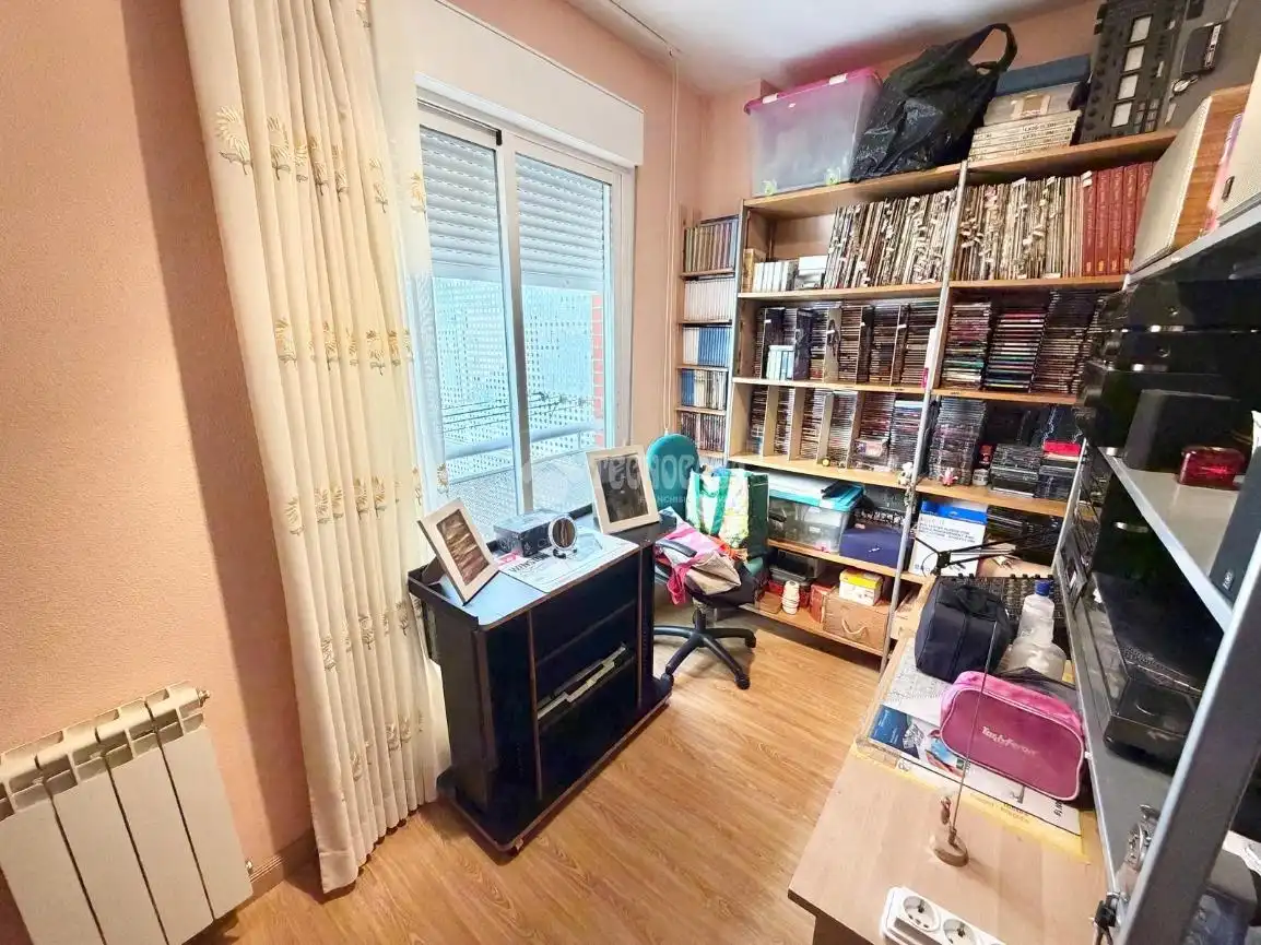 Flat with lift for sale in Restón I - Restón II, imagen 13