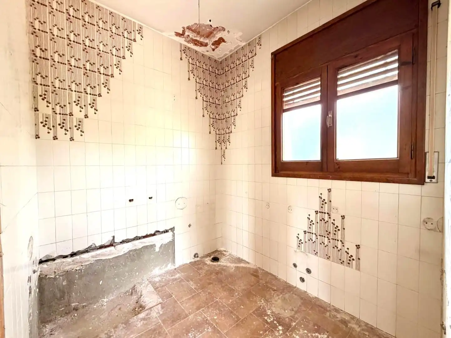 Bathroom of Houses for sale in Canovelles  with Private garden, Terrace and Swimming Pool
