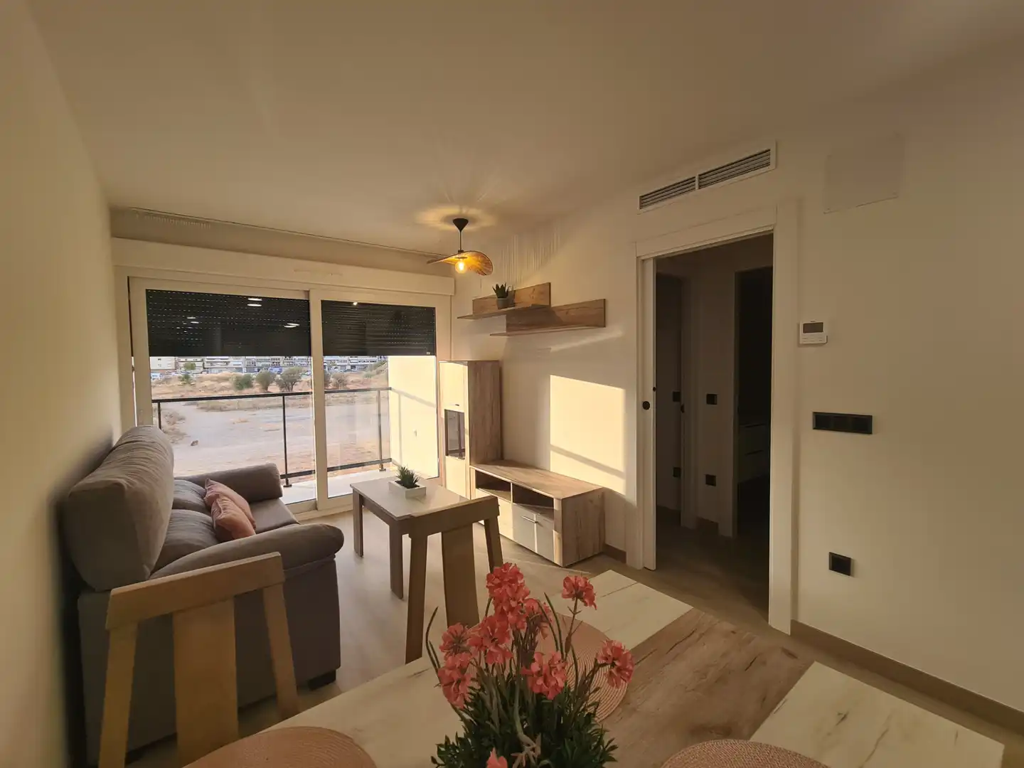 Flat for rent in Carrer de Manuel Anglés, 16, Casco Urbano