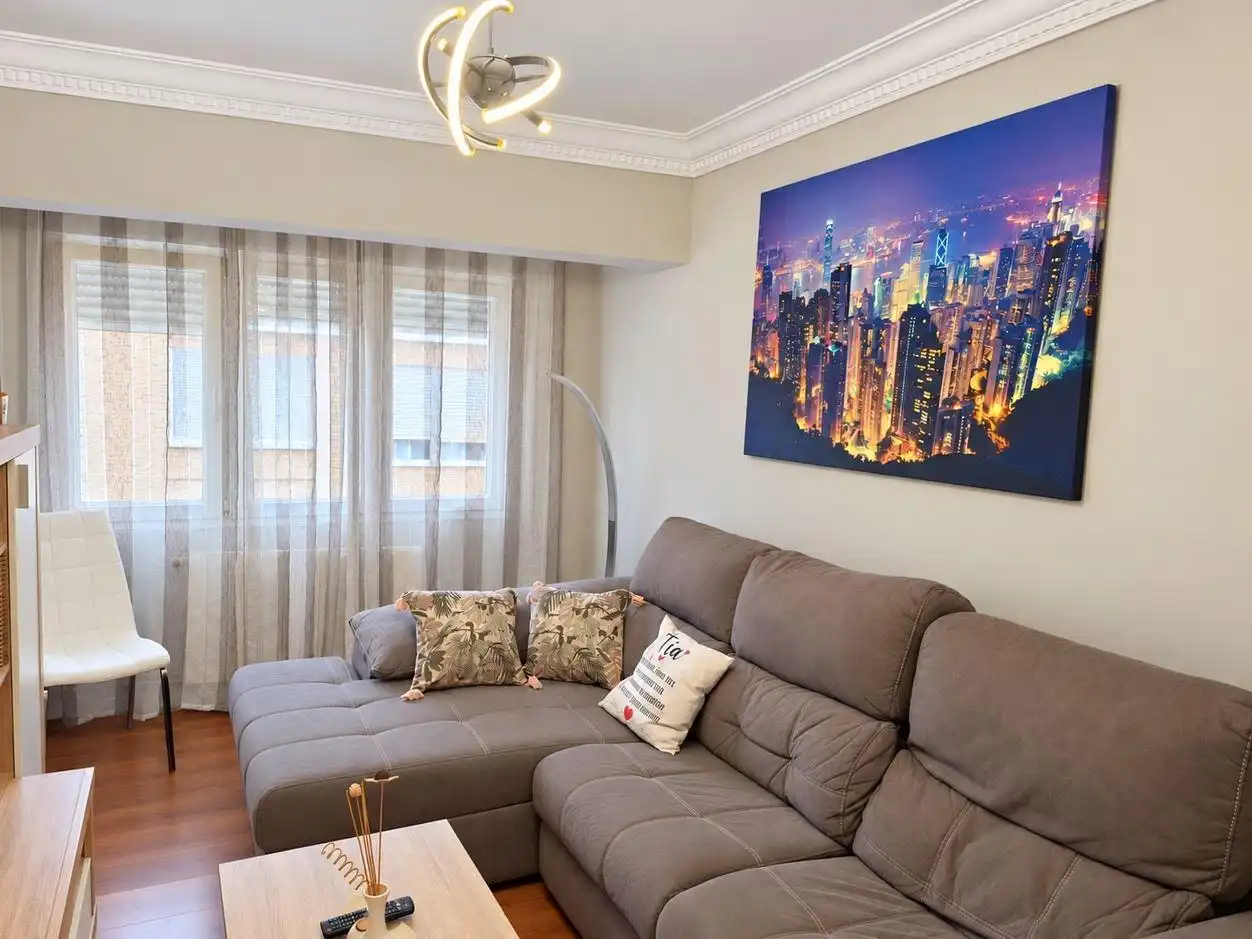 Living room of Flat for sale in Covadonga - Campuzano - Ciudad Vergel