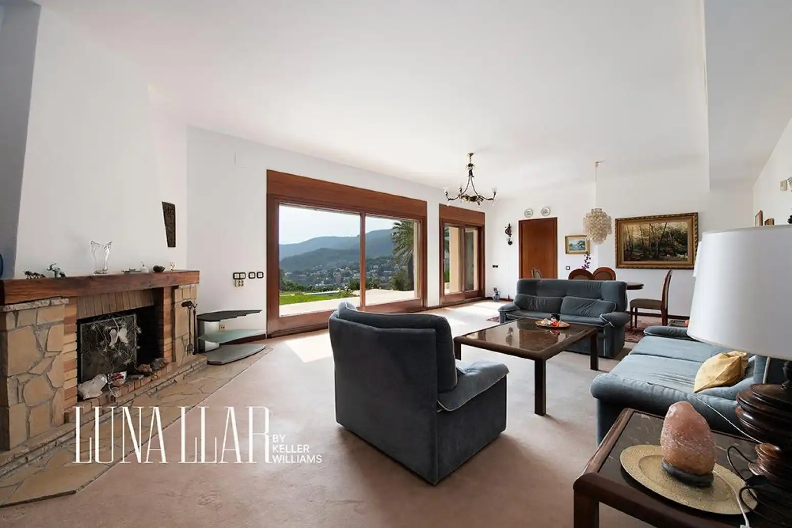 Living room of Houses for sale in Castelldefels  with Air Conditioner and Parquet flooring