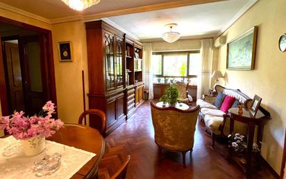 Living room of Flat for sale in  Madrid Capital  with Air Conditioner