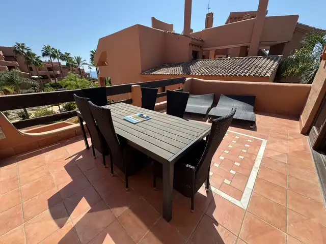 Apartament amb piscina en venda a Estepona Pueblo, imagen 7