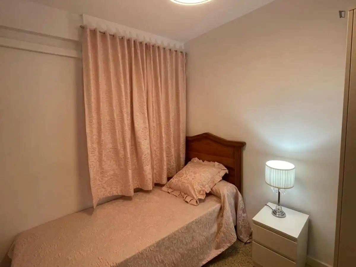 Room in Alegría de la Huerta- Jardín de Málaga