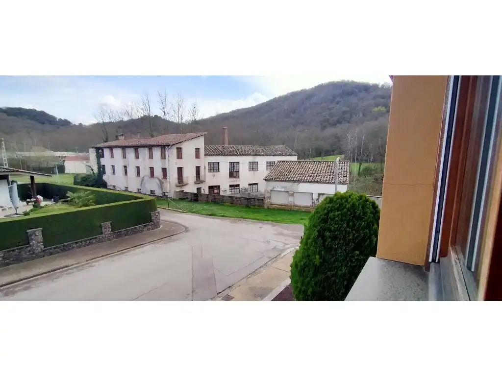 House for sale in Calle Isaac Albeniz