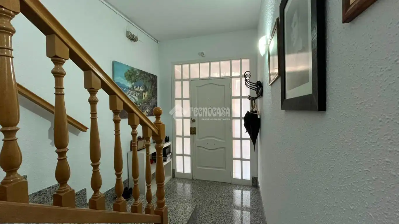Casa adosada en venda en Barberà del Vallès amb Aire condicionat, Calefacció i Terrassa
