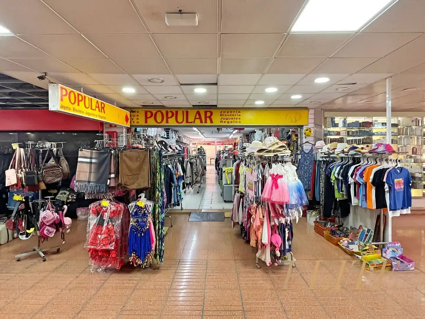 Local de alquiler en Avenida Tomás Roca Bosch, 15, Puerto Rico