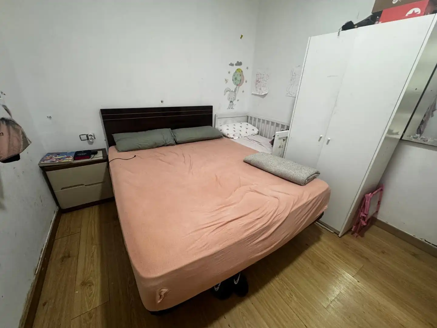 Habitación de Planta baja en venta en L'Hospitalet de Llobregat con Terraza