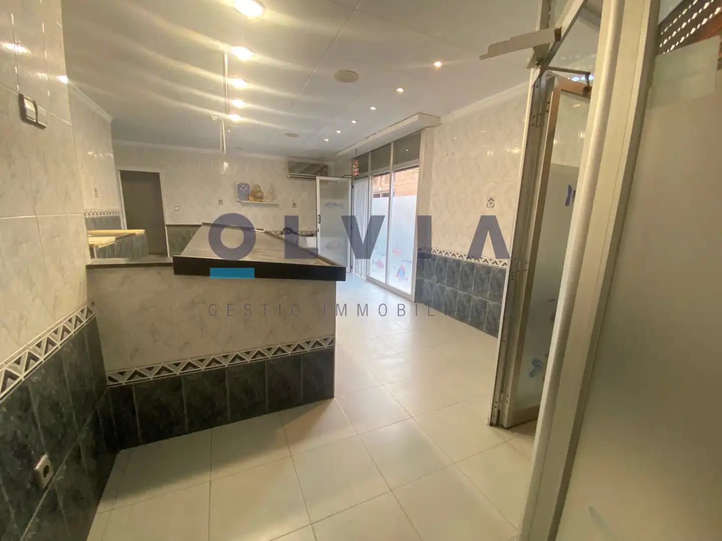 Local comercial en venda a Poble, imagen 3