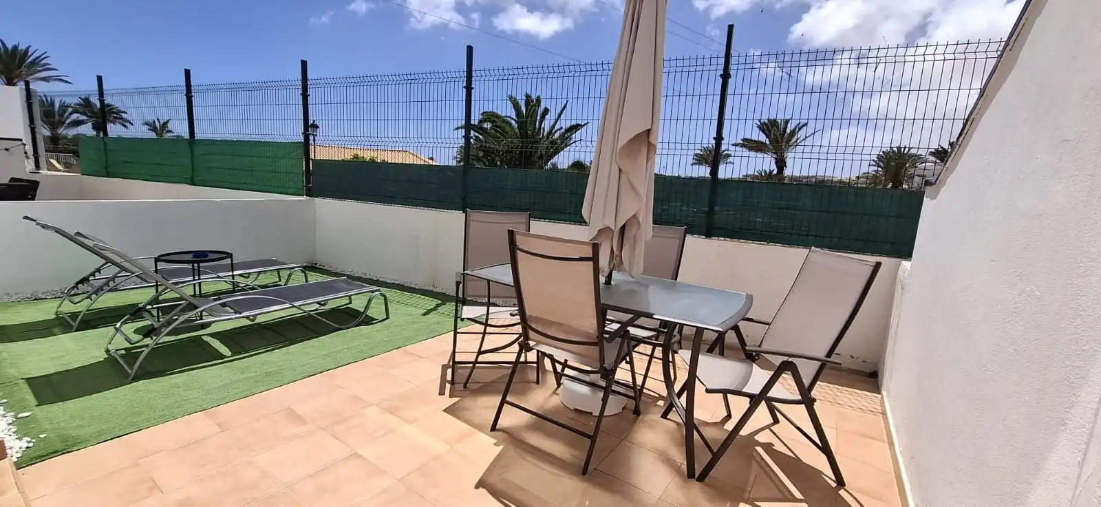 Terrassa de Apartament en venda en Pájara amb Terrassa, Moblat i Piscina comunitària