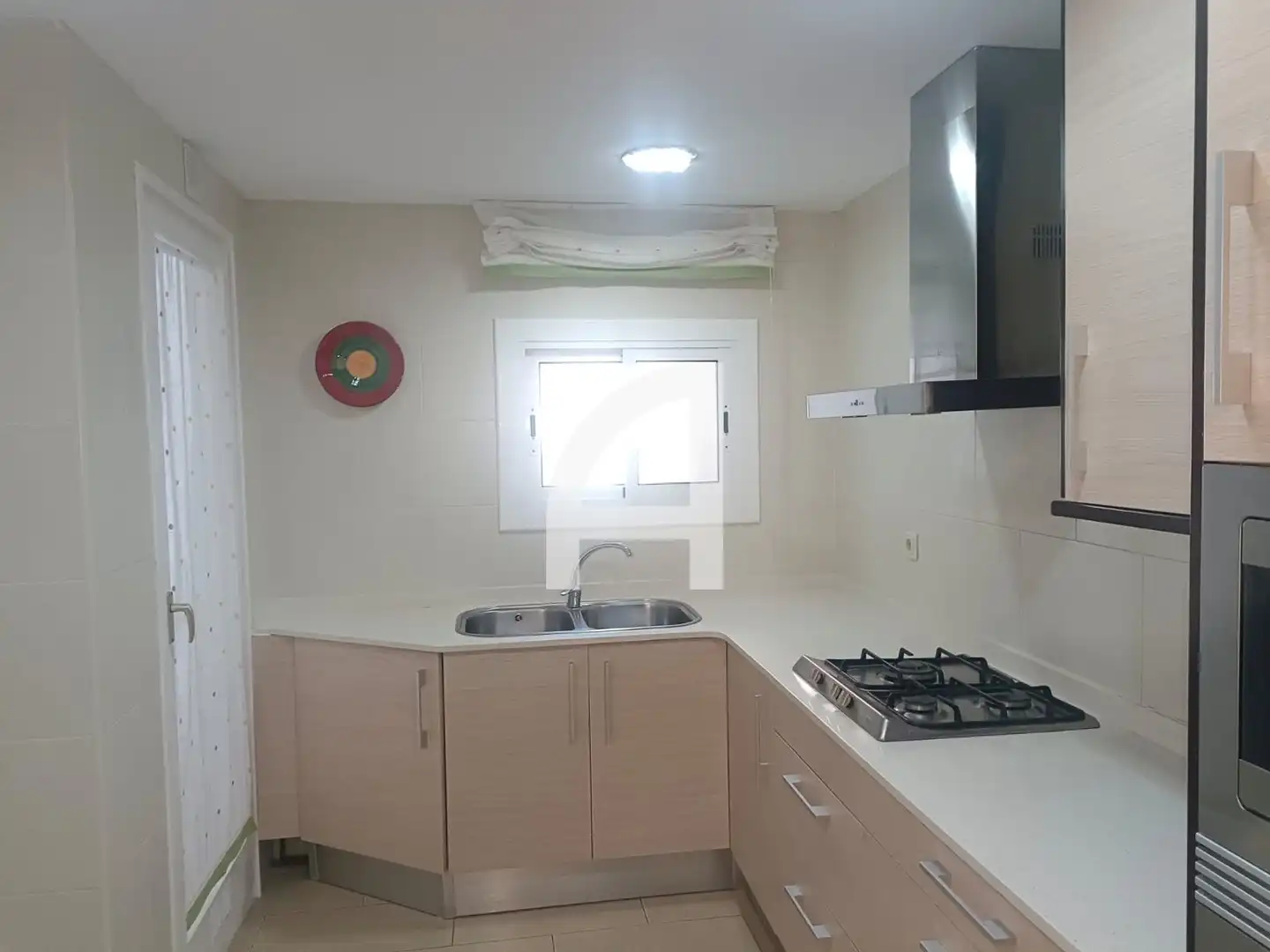 Flat for rent in Francesc Layret, Centre