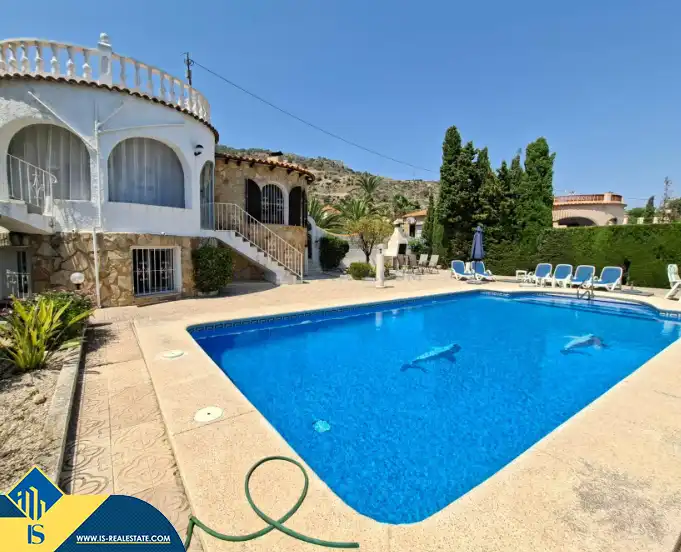 Chalet con piscina en venta en Canuta, imagen 4