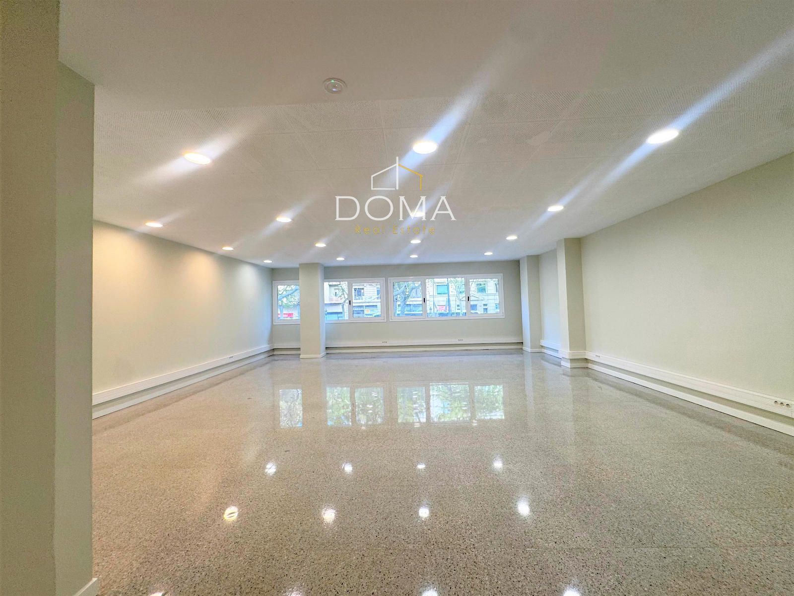 Office to rent in  Barcelona Capital  with Air Conditioner and Heating
