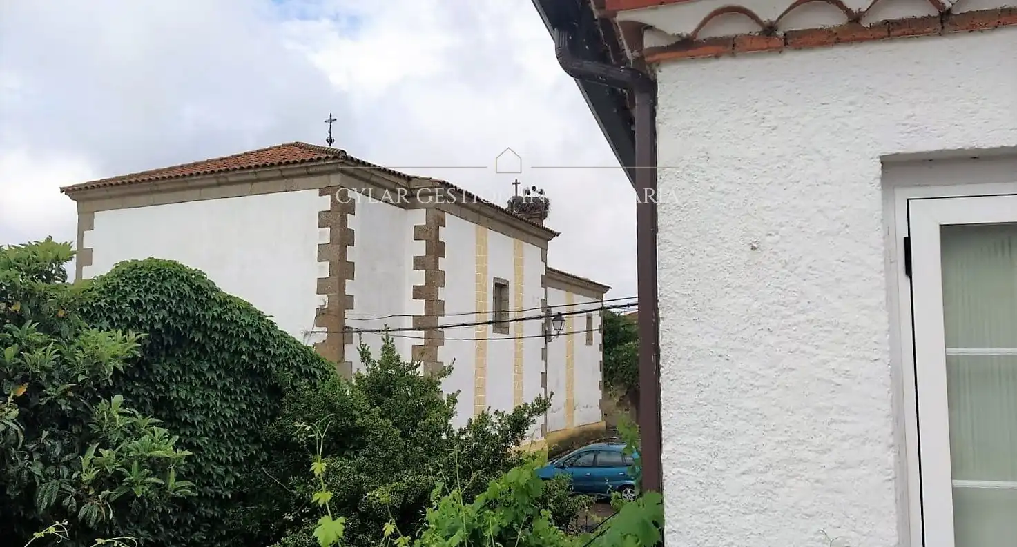 Vista exterior de Casa o xalet en venda en Fuenteliante amb Calefacció, Moblat i Forn