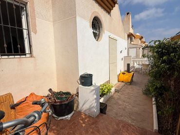 Adossat amb piscina en venda a Orihuela Costa