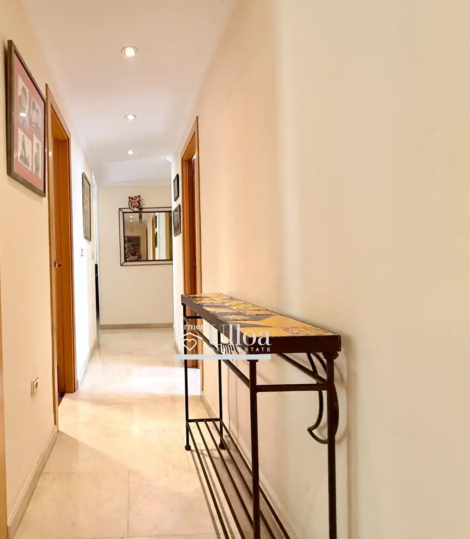 Piso en venta en Alicante / Alacant con Aire acondicionado, Terraza y Trastero