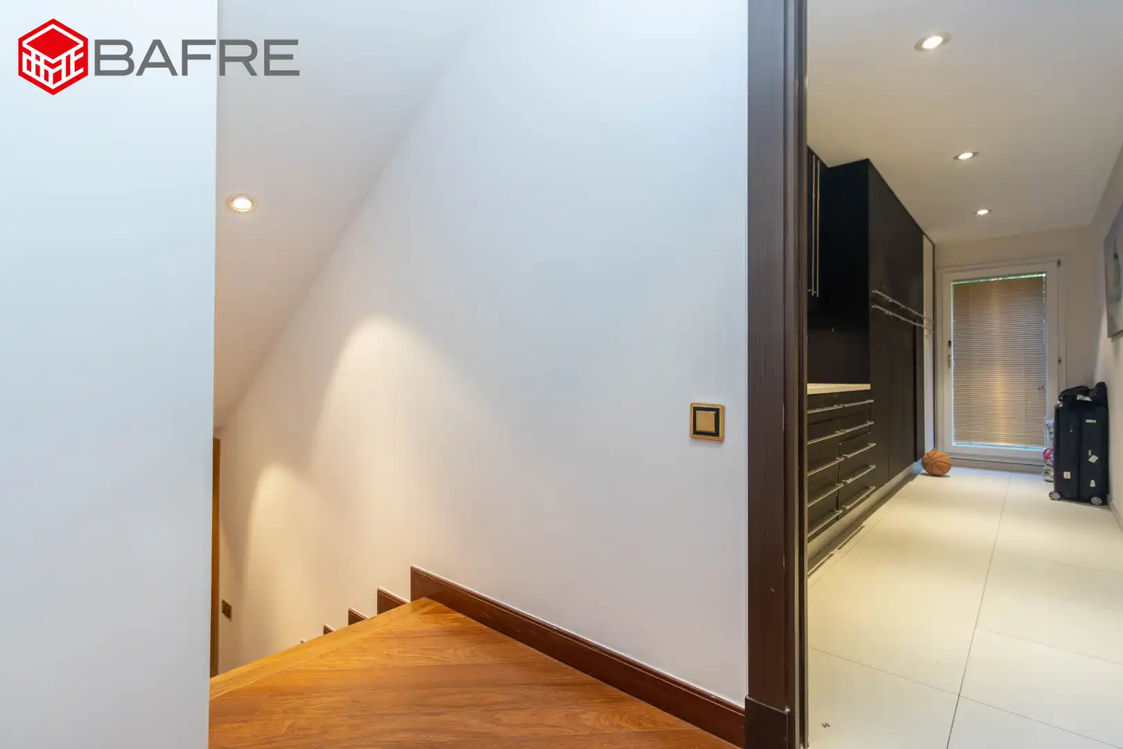 Houses for sale in Pozuelo de Alarcón  with Air Conditioner, Private garden and Storage room