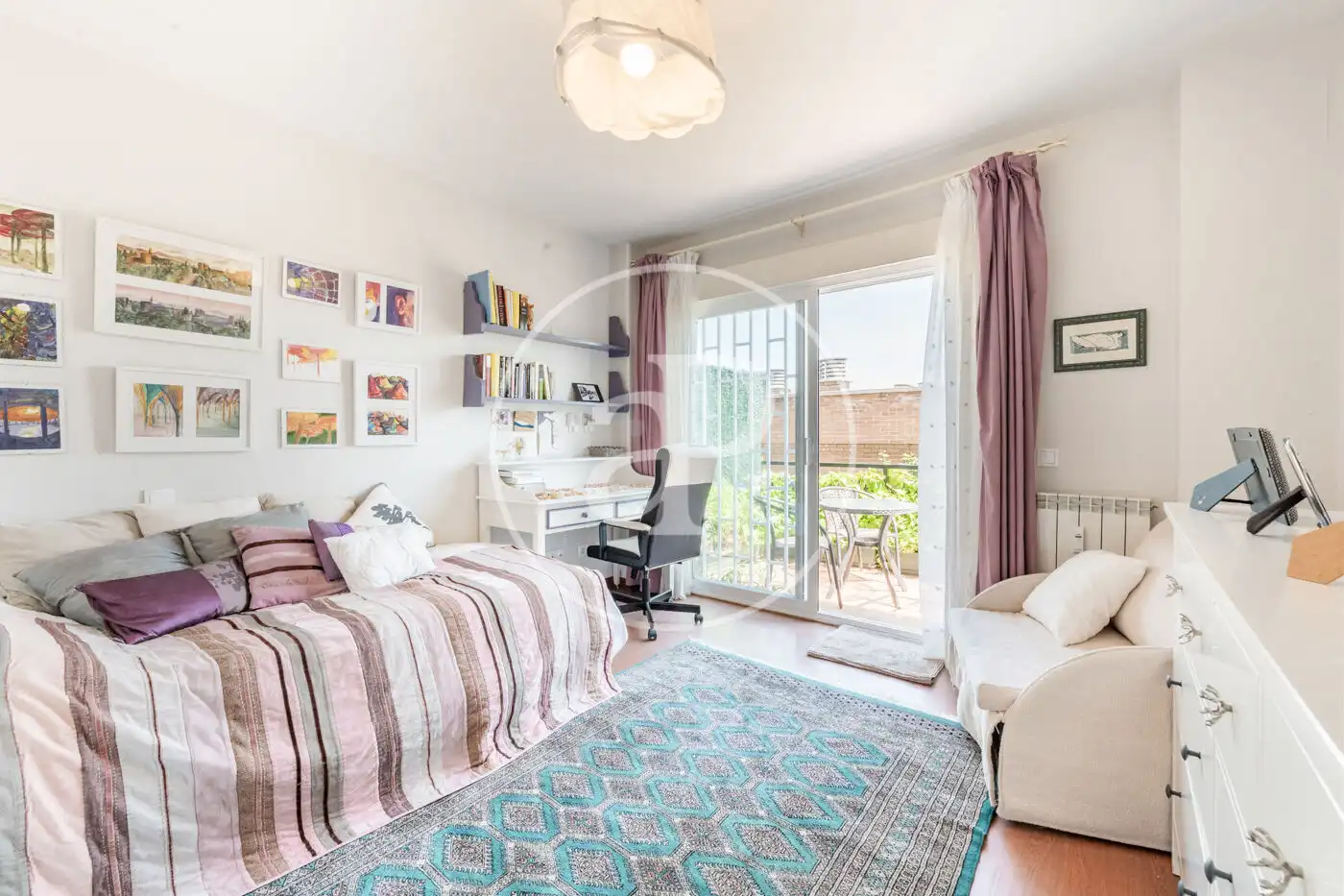 Piso en venta en C. de Pechuán, Ciudad Jardín